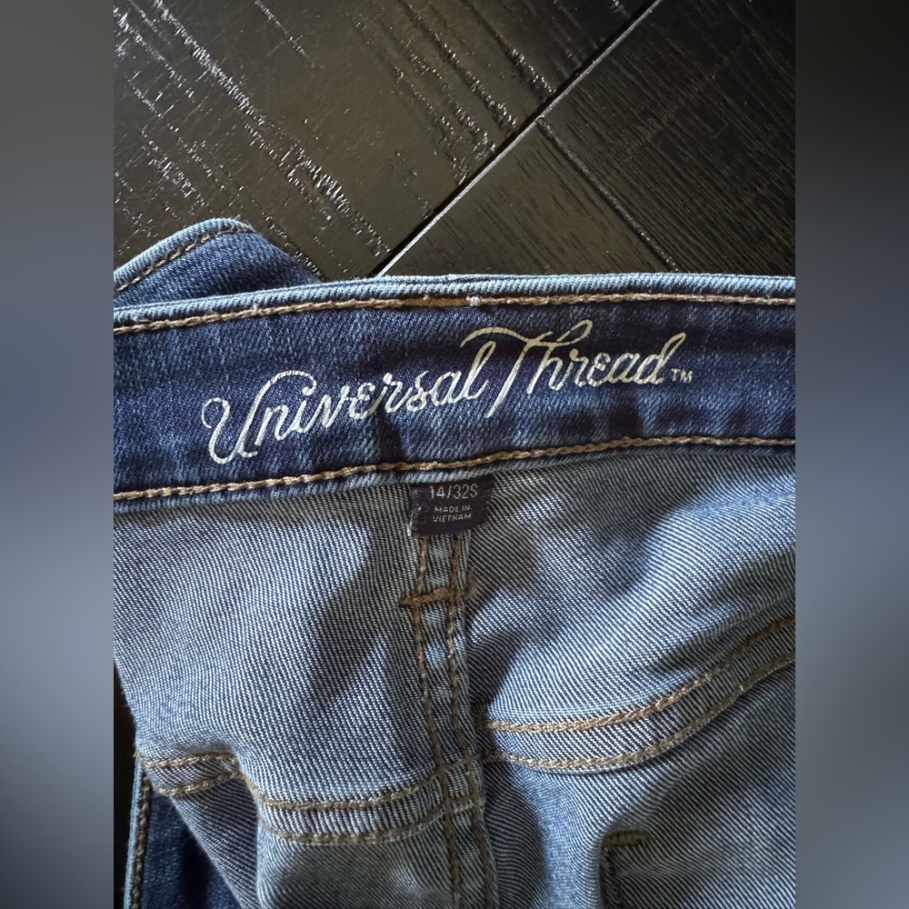 Universal Thread Mid-Rise Jegging - Picture 4 of 5